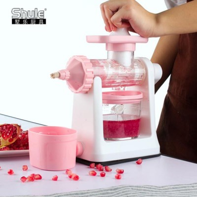 Manual Household Plastic Vegetable juice extractor